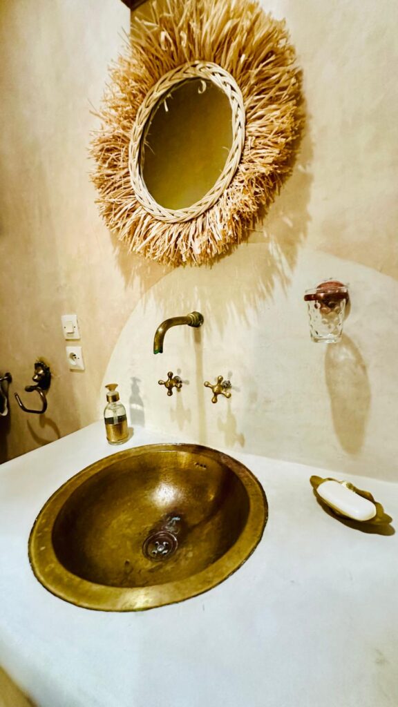 WhatsApp Image 2024-12-20 à 18.22.23_b9c0d975